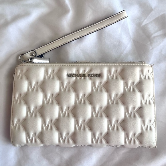 Michael Kors Jet Set Wristlet White Saffiano Leather Zip Wallet Silver Hardware - Picture 1 of 7